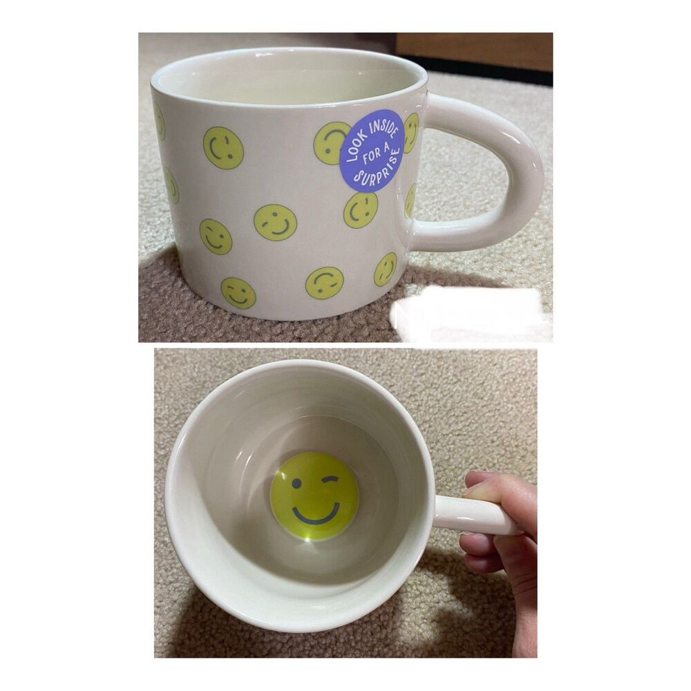 Room Essentials Smiley Face Winking Surprise Mug Stoneware NEW 2024